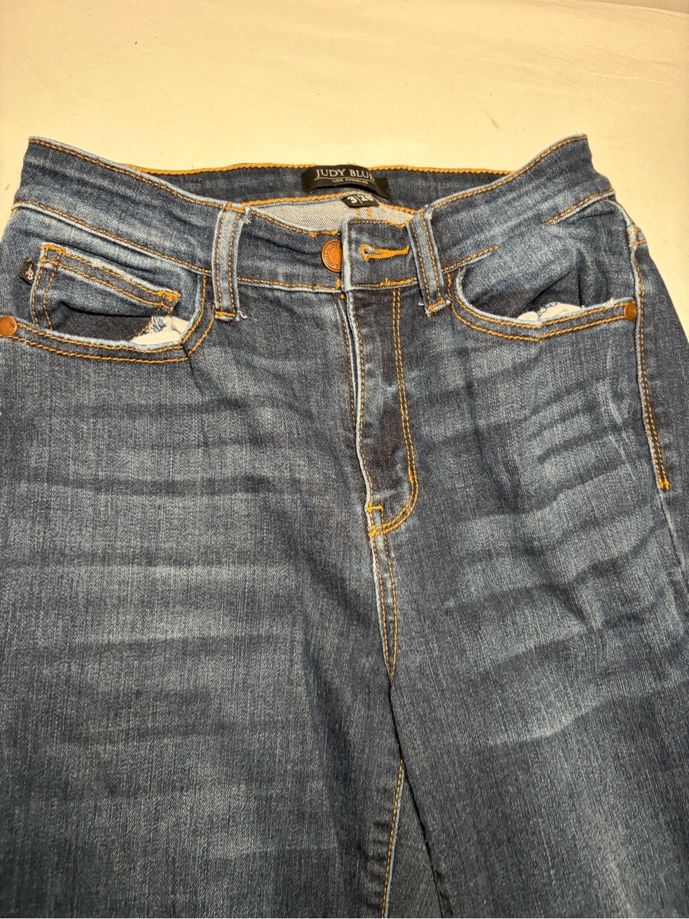 Judy Blue Relaxed Fit Jeans Size 3/26